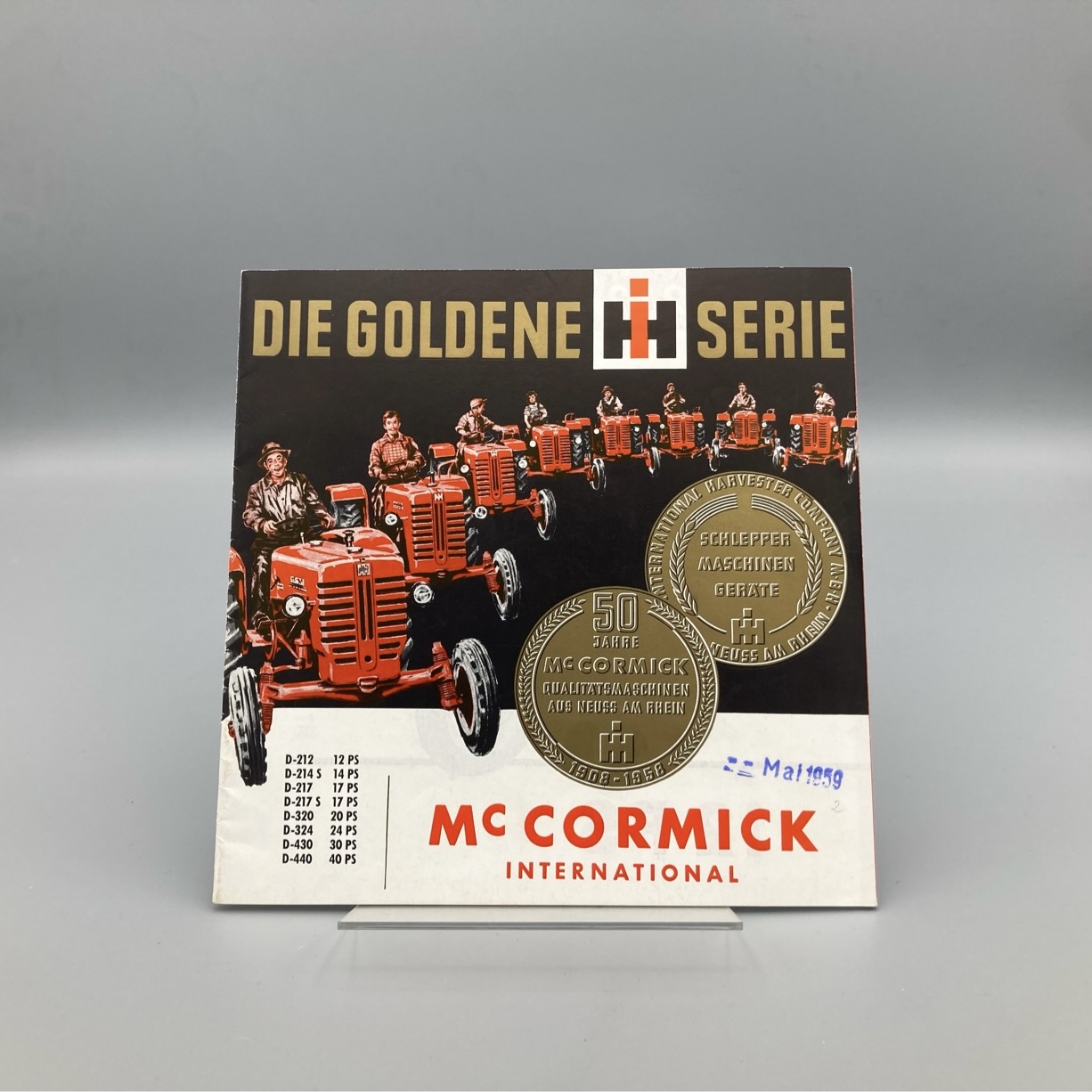 IHC McCormick Prospekt Traktoren " die goldene Serie"