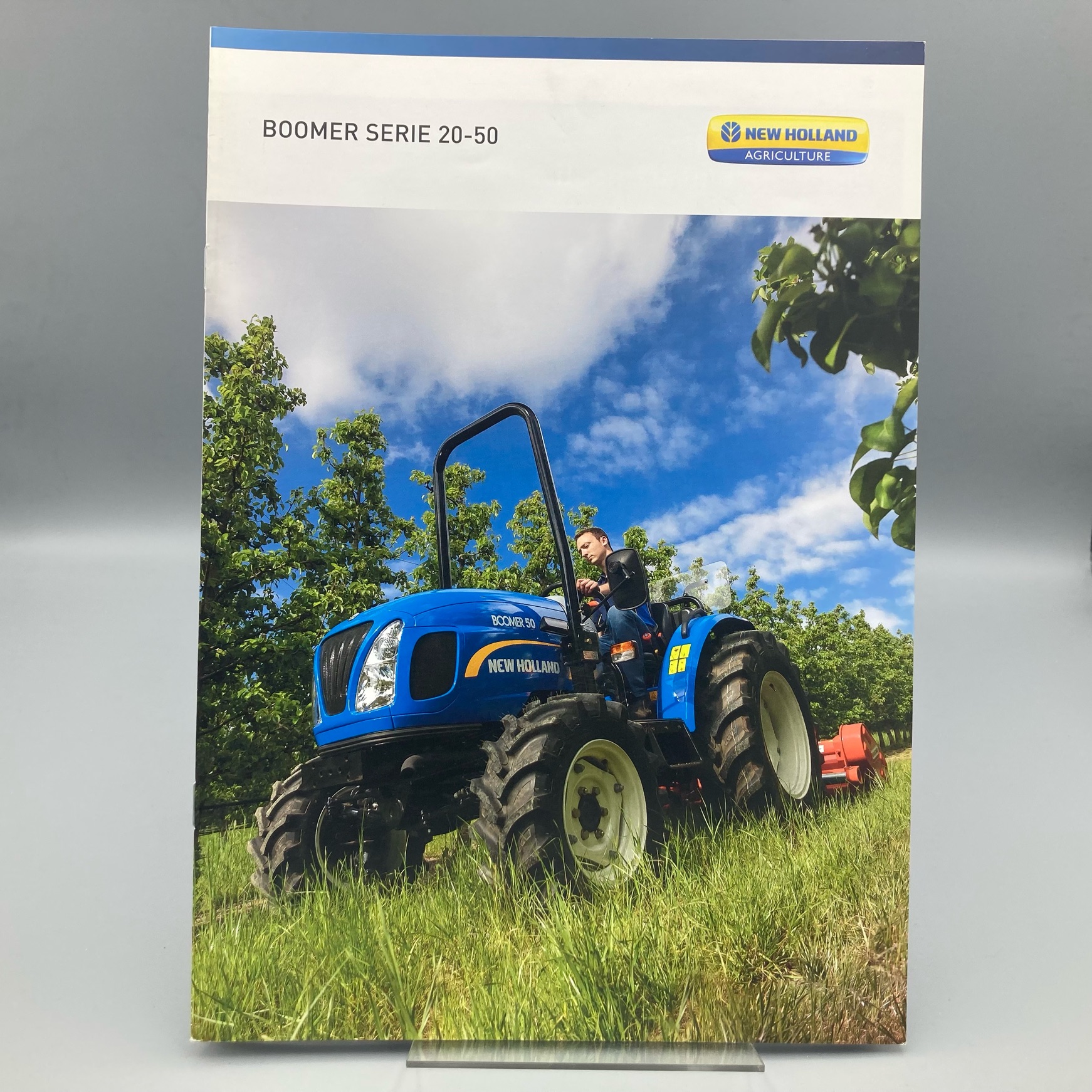 NEW HOLLAND Prospekt Traktor Boomer Serie 20-50