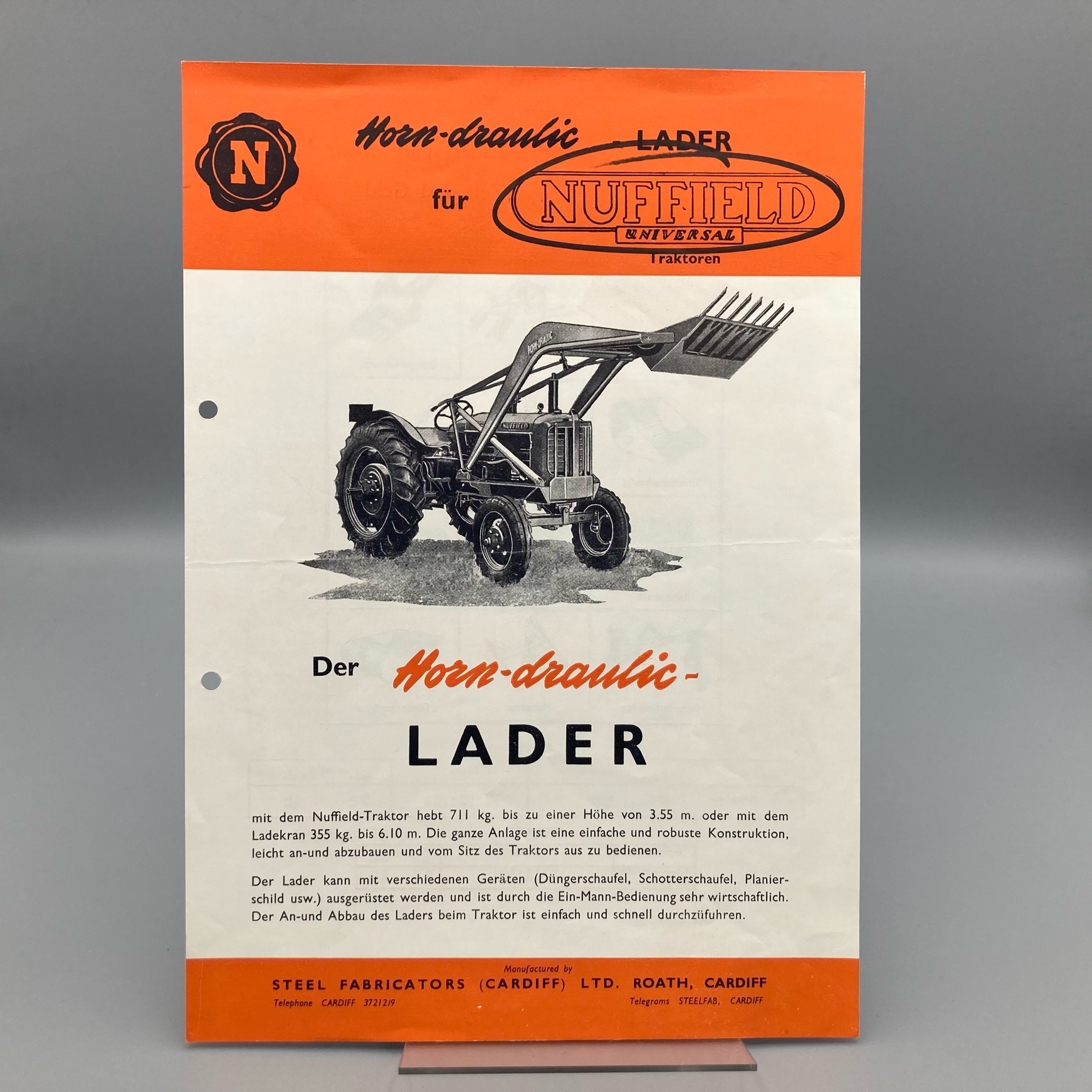 STEEL FABRICATORS Prospekt HORN-DRAULIC Lader für NUFFIELD Traktor