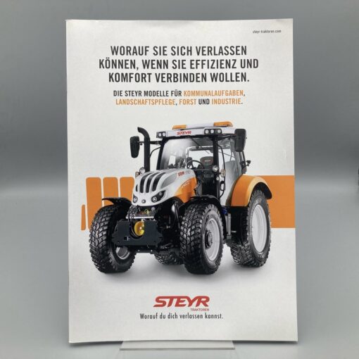 STEYR Prospekt Traktorprogramm für Kommunal, Landschaftspflege, Forst und Industrie